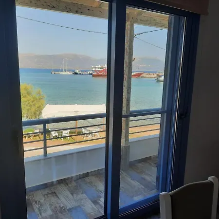 Spacious Sea View By The Port * Elafonissos
